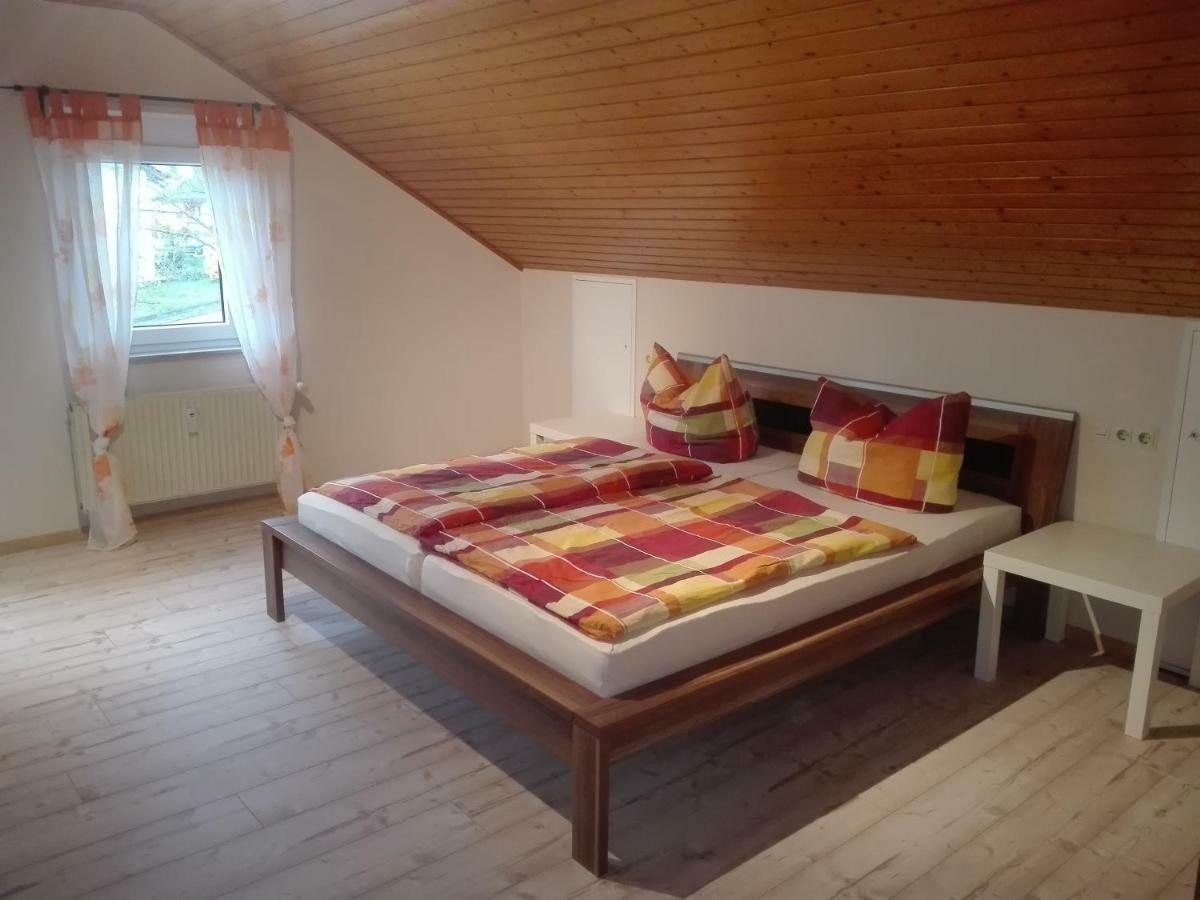 Obere Ferienwohnung Asshoff Zwischen Odenwald, Taubertal Und Bauland Berolzheim 外观 照片